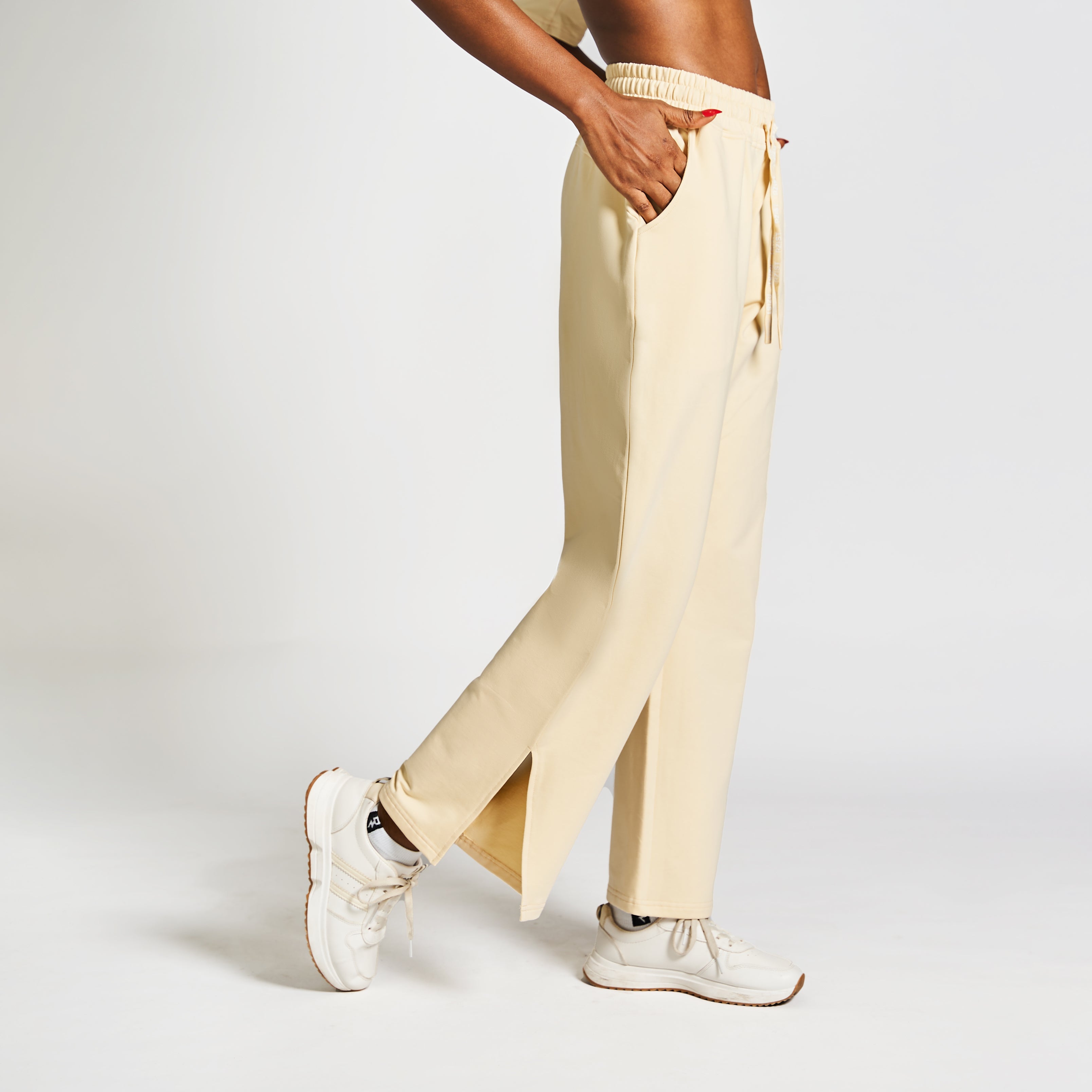 Sportswear Joggers - Macadamia